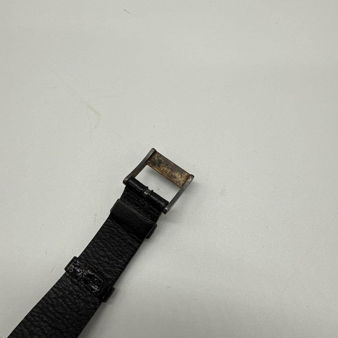 に*ん様 ダンヒル　クォーツ腕時計 ローマ数字 白文字盤 黒