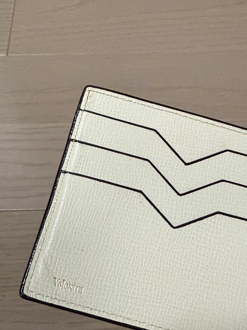 Valextra ホワイトレザー マネークリップ