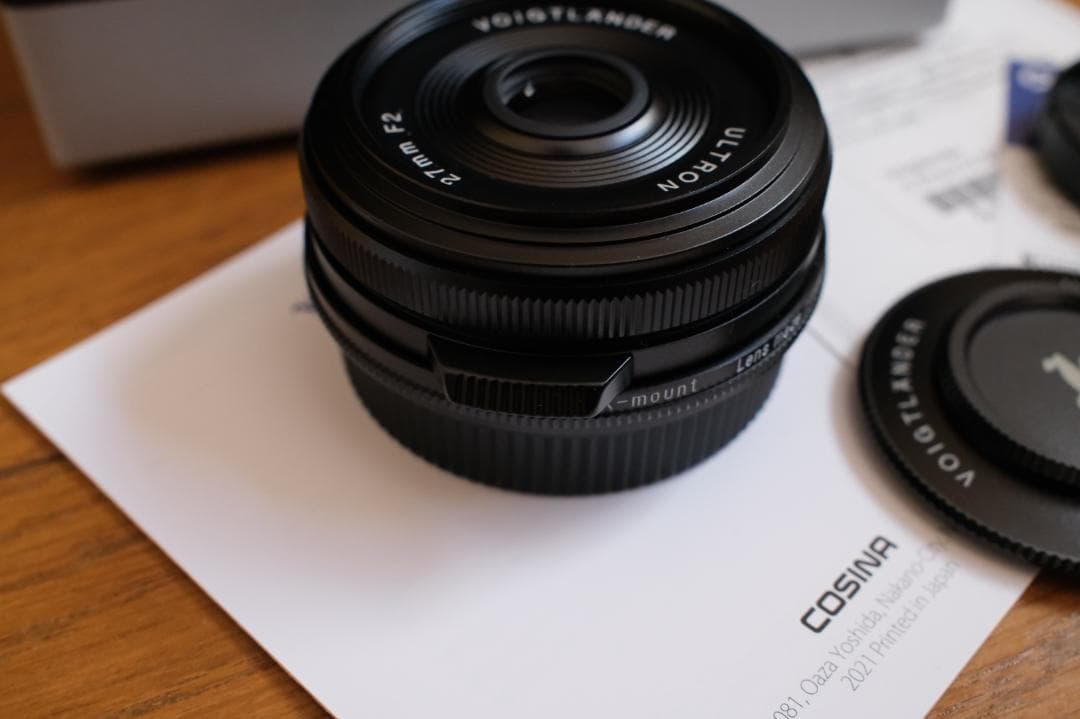 ★Voigtlnder Ultron 27mm F2 Xマウント★超美品