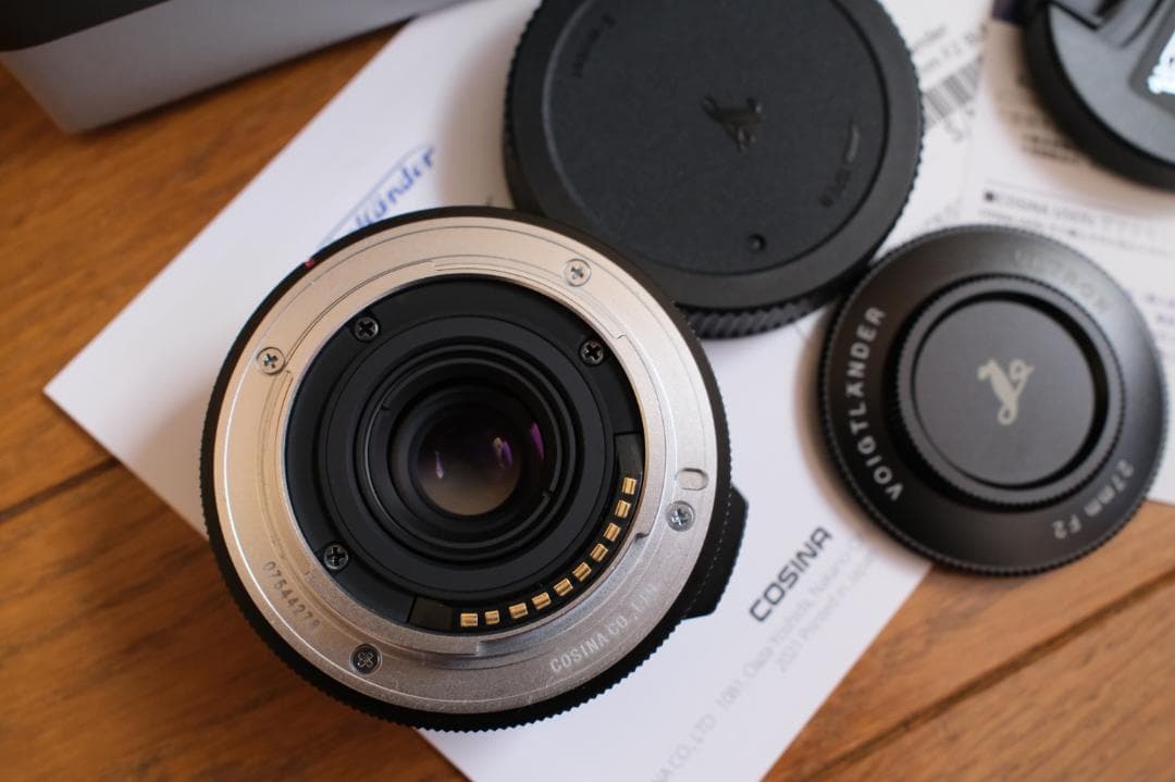 ★Voigtlnder Ultron 27mm F2 Xマウント★超美品