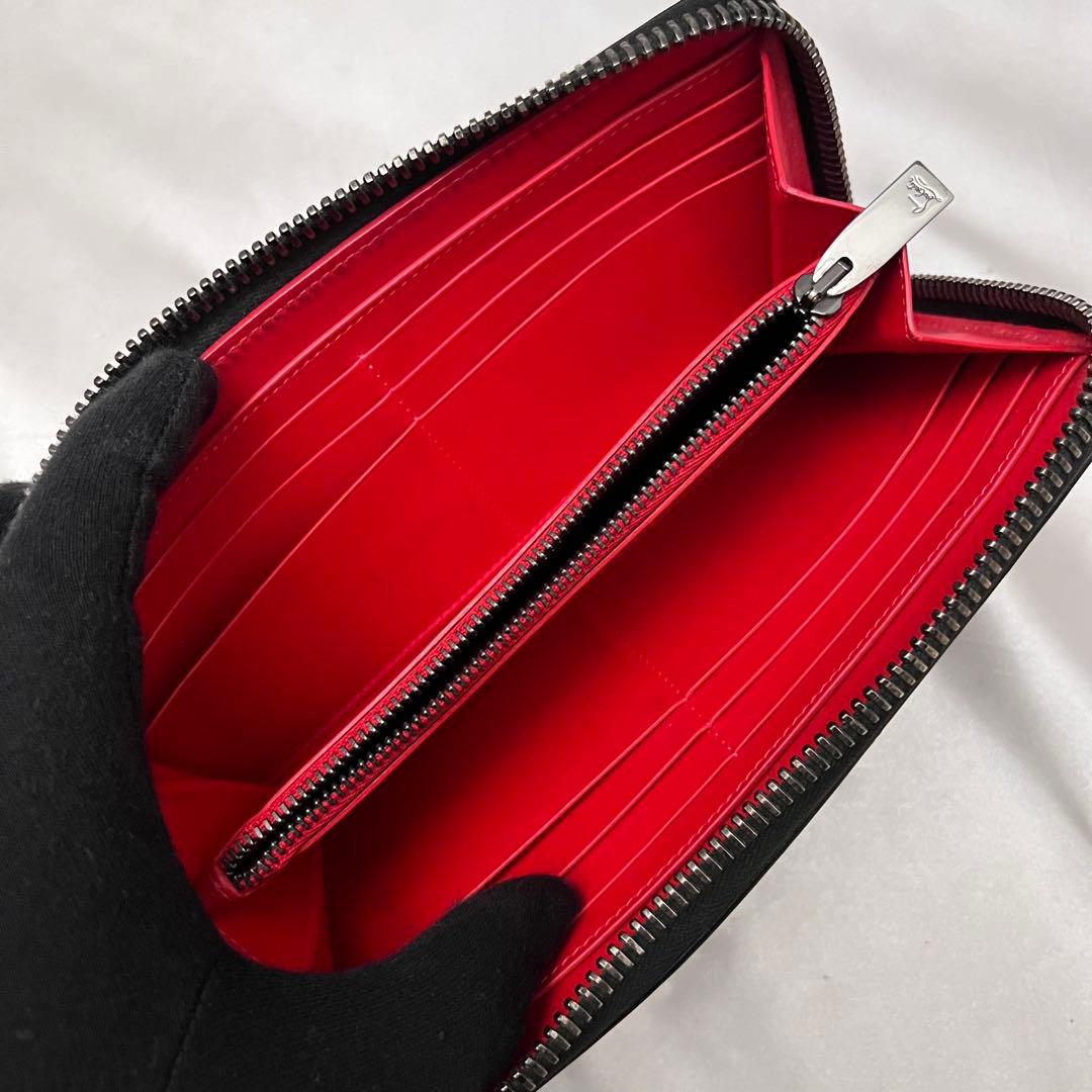 ◇箱・袋付き極美品◇ルブタン　パネトーネ　スパイクスタッズ長財布　ブラック