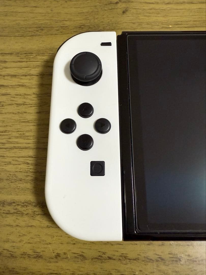 Nintendo Switch有機EL本体ホワイト ※ジョイコングリップ無し
