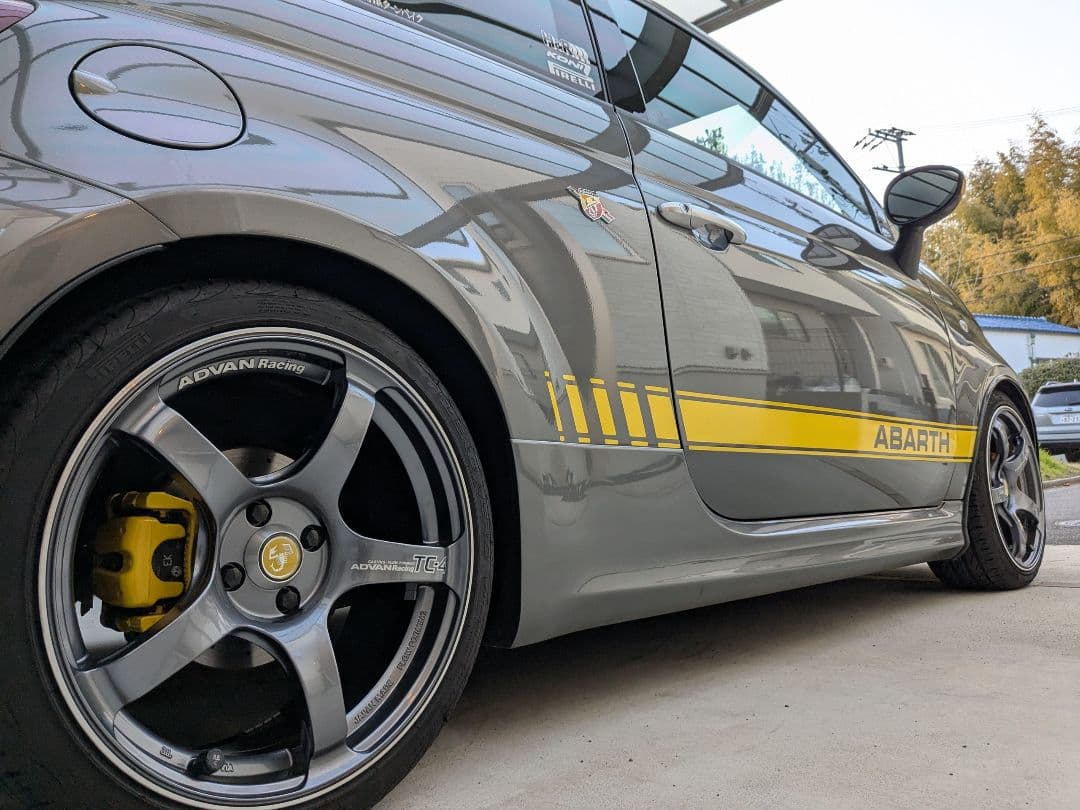 【〜9/19特典付】極美品ADVAN TC-4 17インチ4穴PCD98アバルト