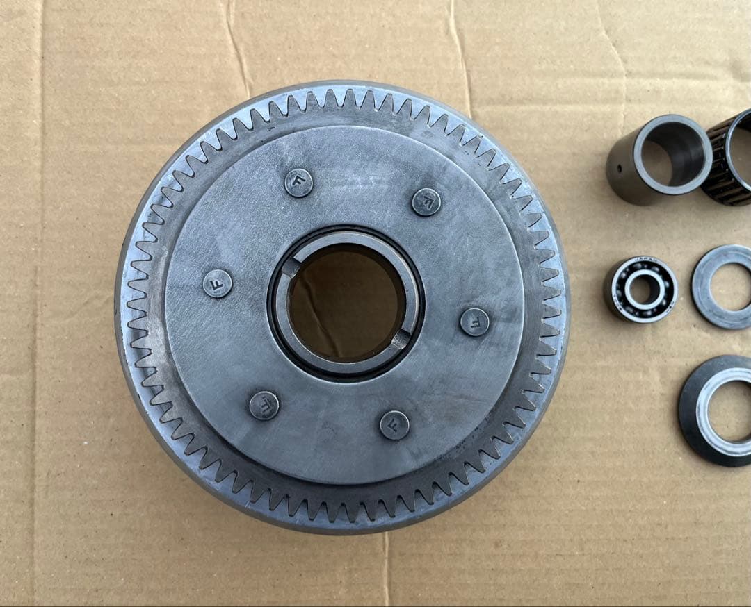 ゼファー400 クラッチハウジング　純正　カワサキ