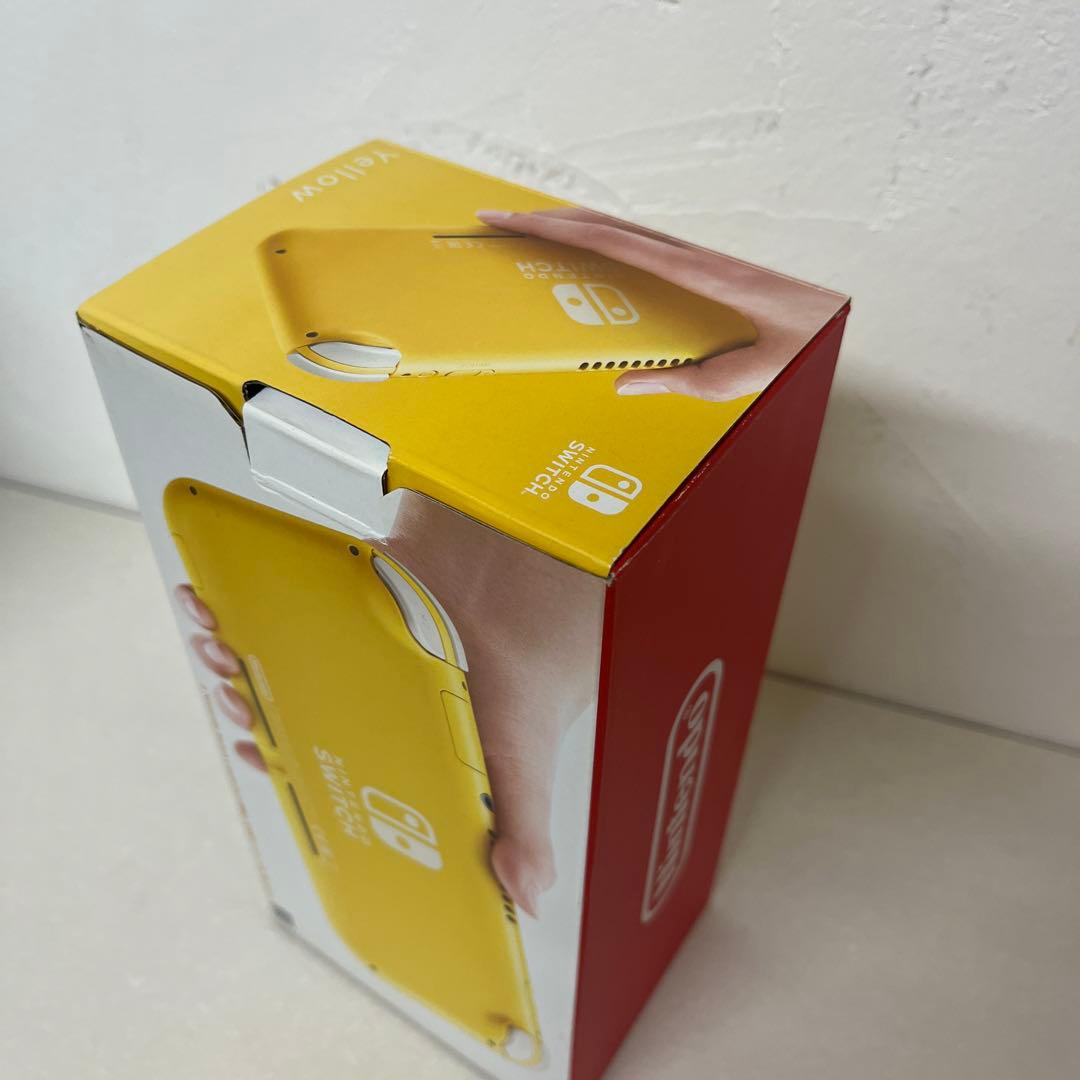 【ジャンク品】Switch Light 本体　スイッチライト イエロー