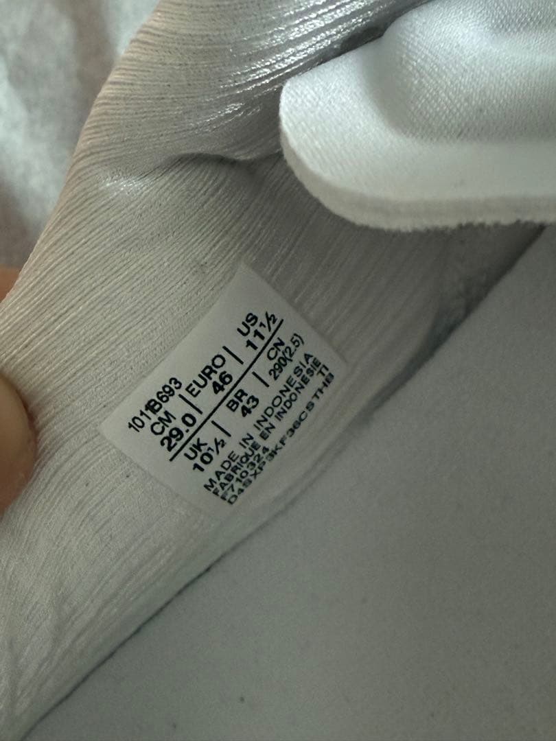 アシックス ノヴァブラスト4 29cm新品未使用品