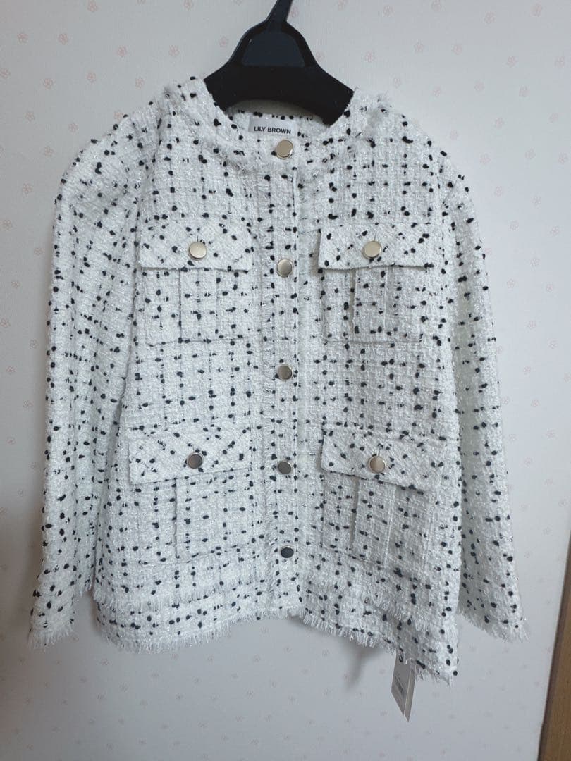 ノーカラーツイードジャケット　リリーブラウン