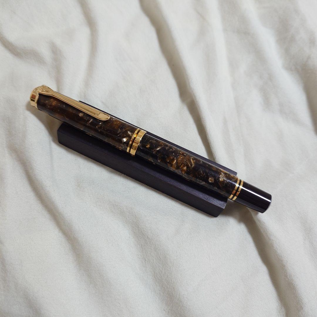 2017年　ペリカン　スーベレーン　m800 ルネッサンスブラウン　Fニブ