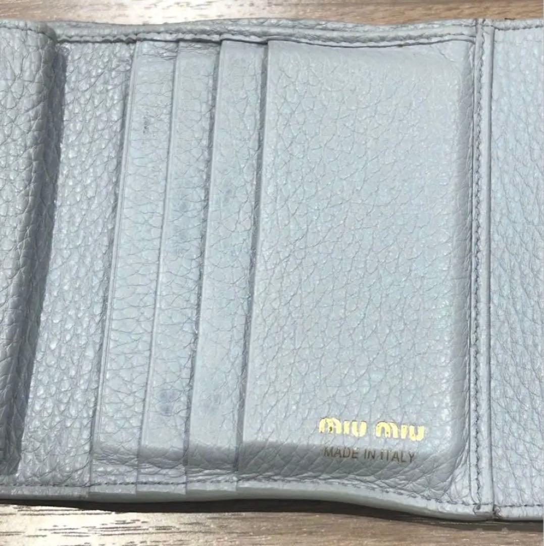 美品正規品 miumiu ヴィッテロダイノレザー 折り財布