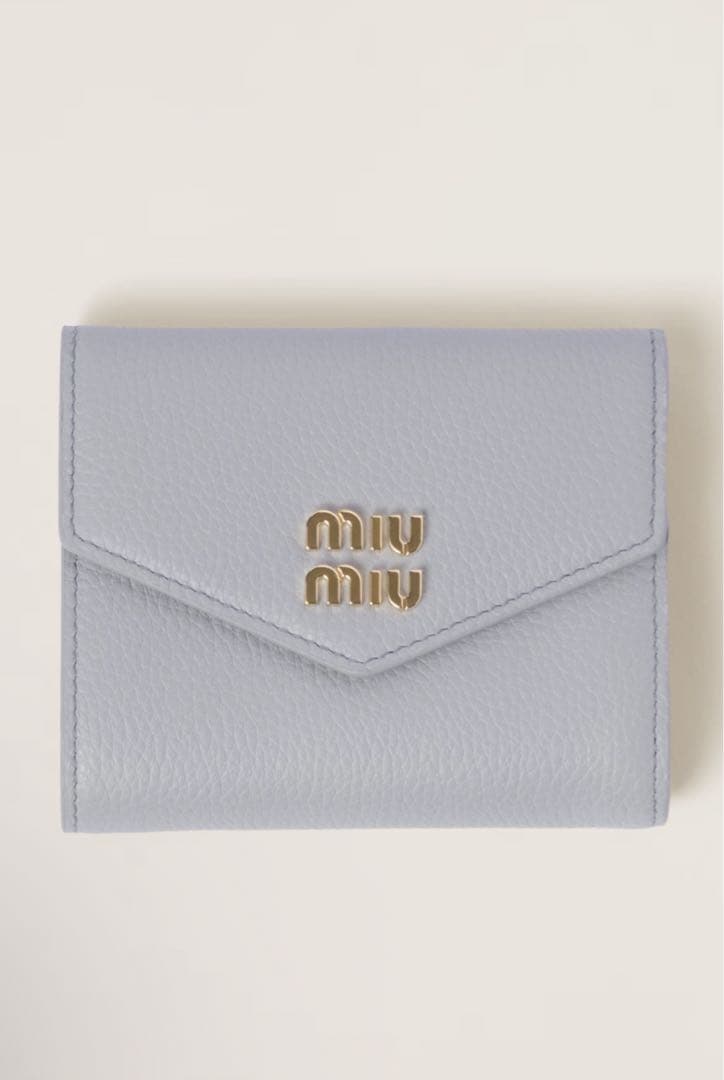 美品正規品 miumiu ヴィッテロダイノレザー 折り財布