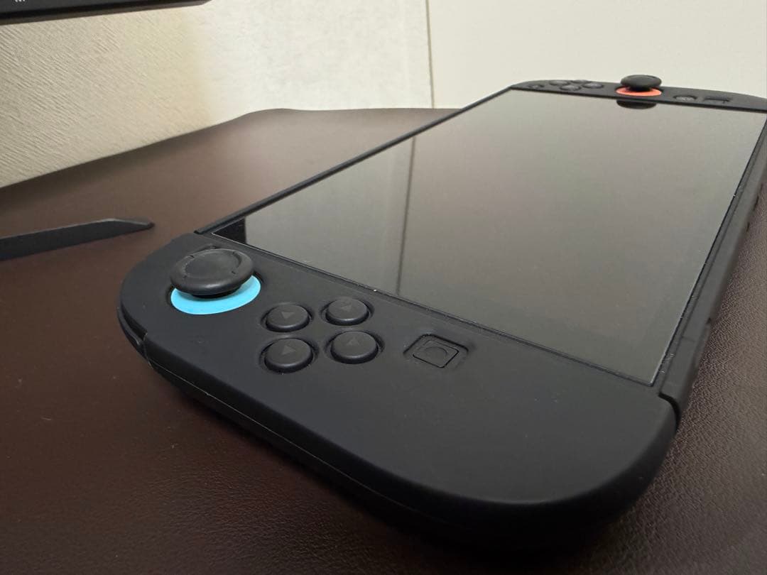 Nintendo Switch 2 日本語・国内専用　ほぼ新品