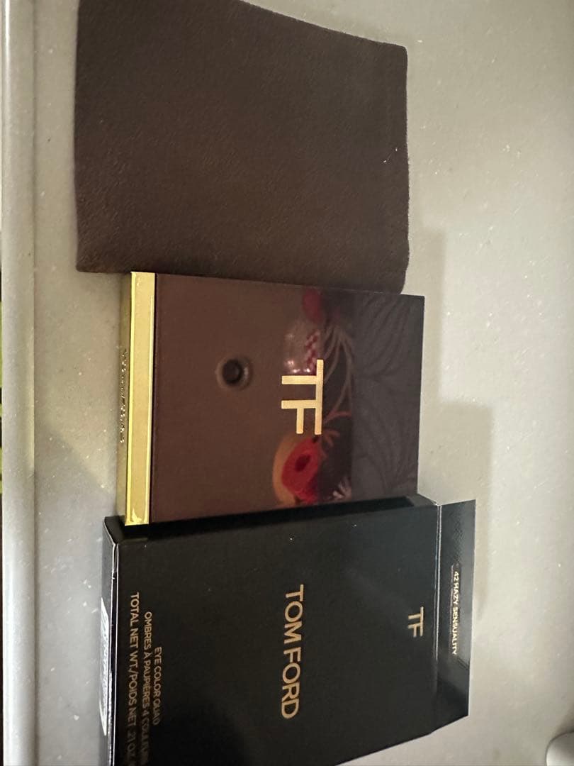 TOM FORD アイシャドウパレット 4色セット　アイカラークォード42A