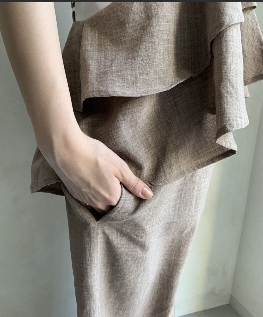 Doudou フリル付きブラウンサロペット