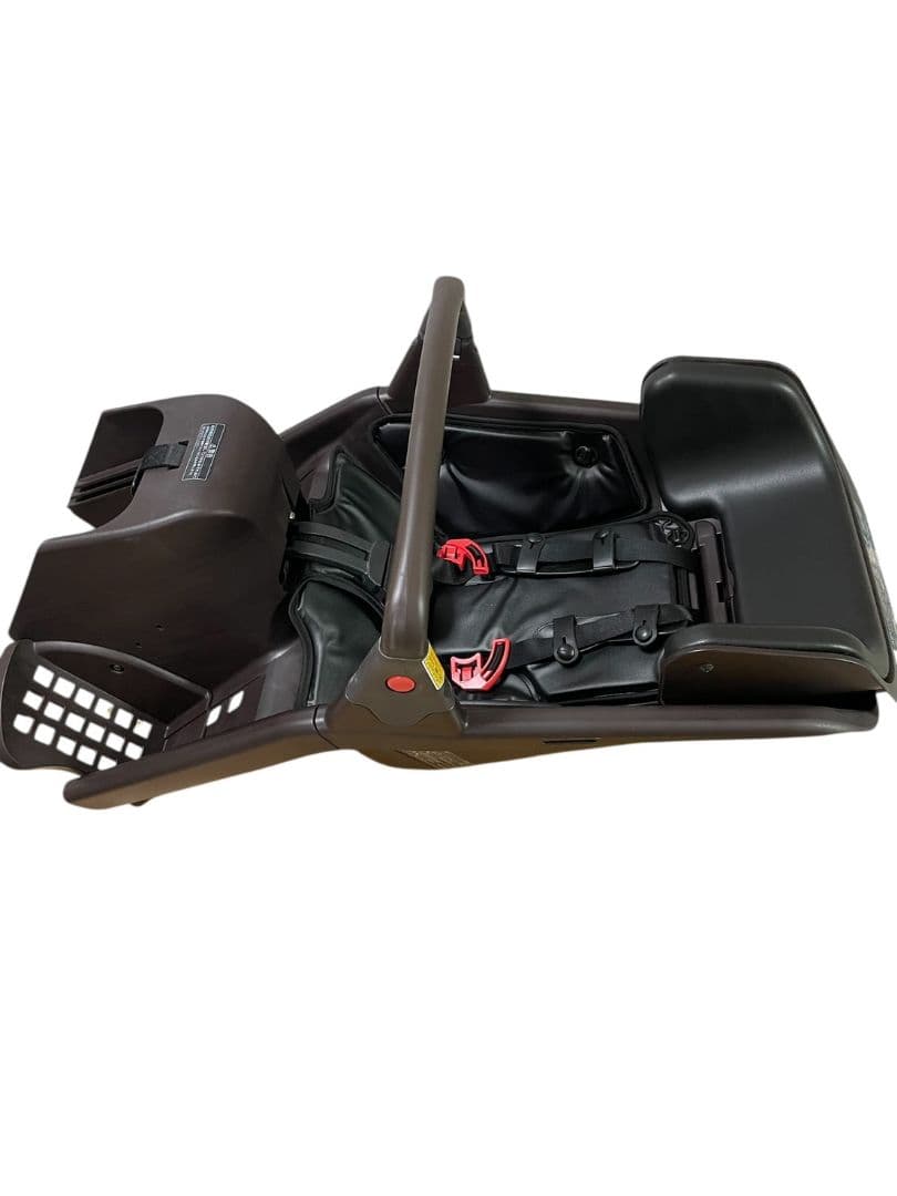 展示未使用品 パナソニック プレミアムチャイルドシート PRBC-001DX