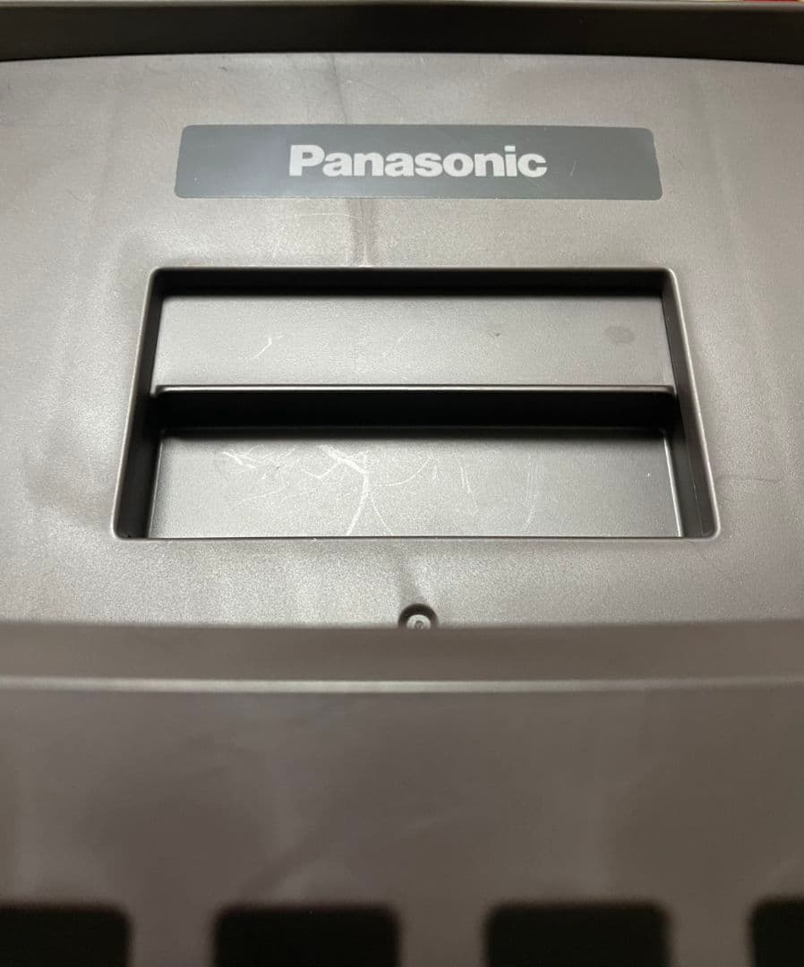 展示未使用品 パナソニック プレミアムチャイルドシート PRBC-001DX