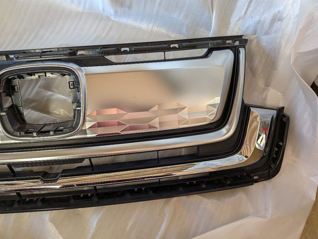 ステップワゴン フロントグリル プラチナクロームメッキ