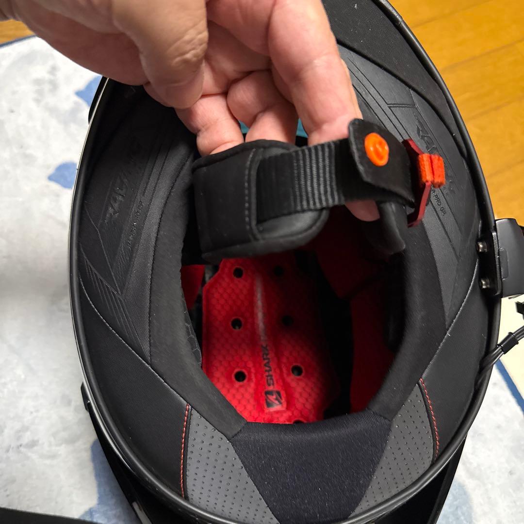 shark カーボンヘルメット