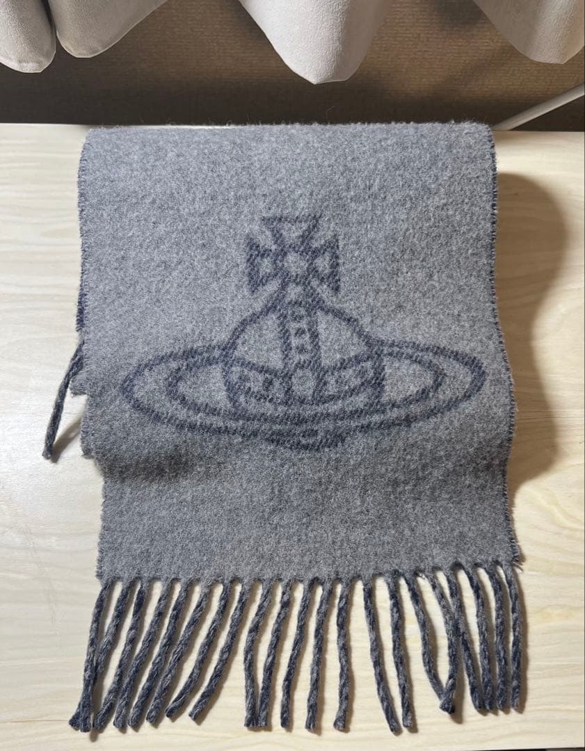おVivienne Westwood マフラー　ネイビー