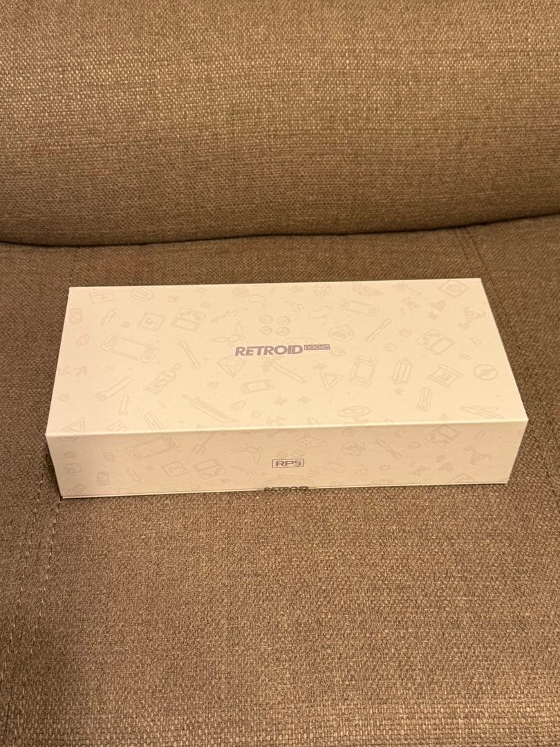 Retroid Pocket 5　Blackカラー