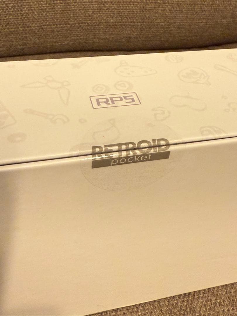 Retroid Pocket 5　Blackカラー