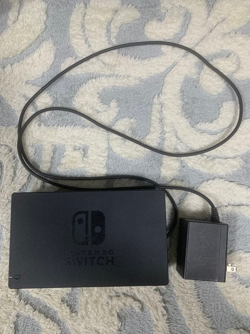 Nintendo Switch 本体　青/赤