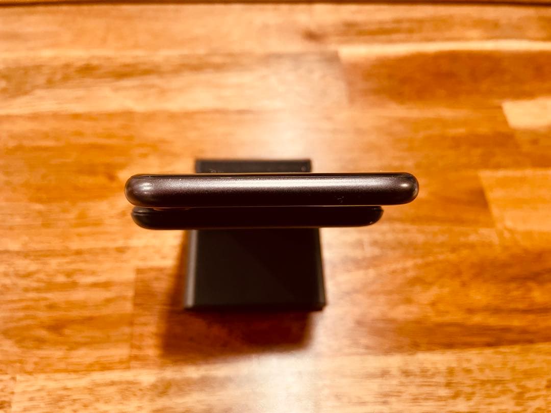 ③美品 Apple iPhone8 64GB ブラック SIMロック解除済み