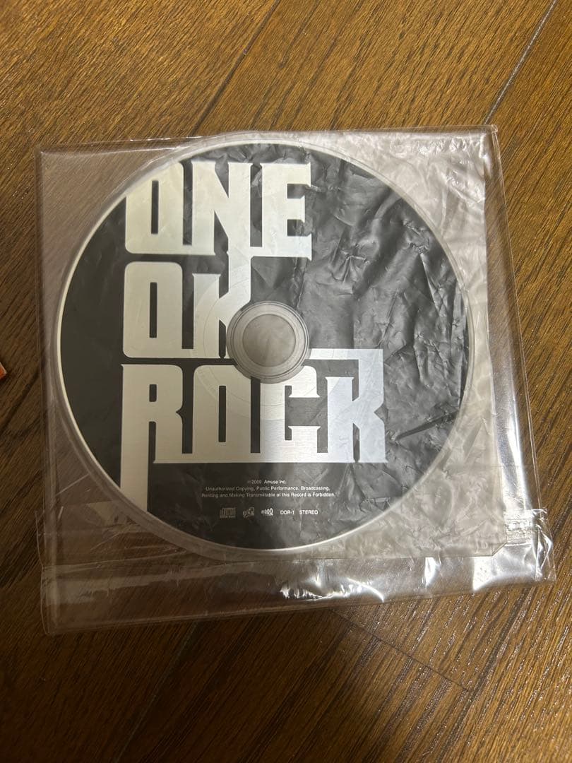 本物　ONE OK ROCK Emotion Effect 会場限定CD「」