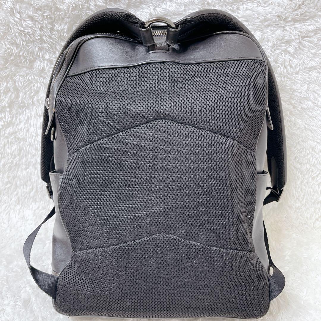 バッグ COACH Graham Backpack all Leather Black