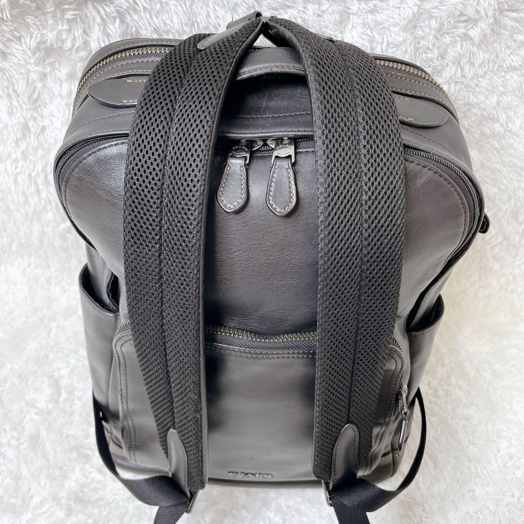 バッグ COACH Graham Backpack all Leather Black