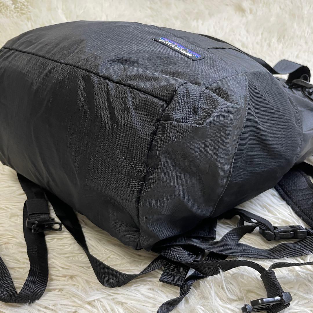 パタゴニア ライトウェイトトラベルトートバッグ ブラック