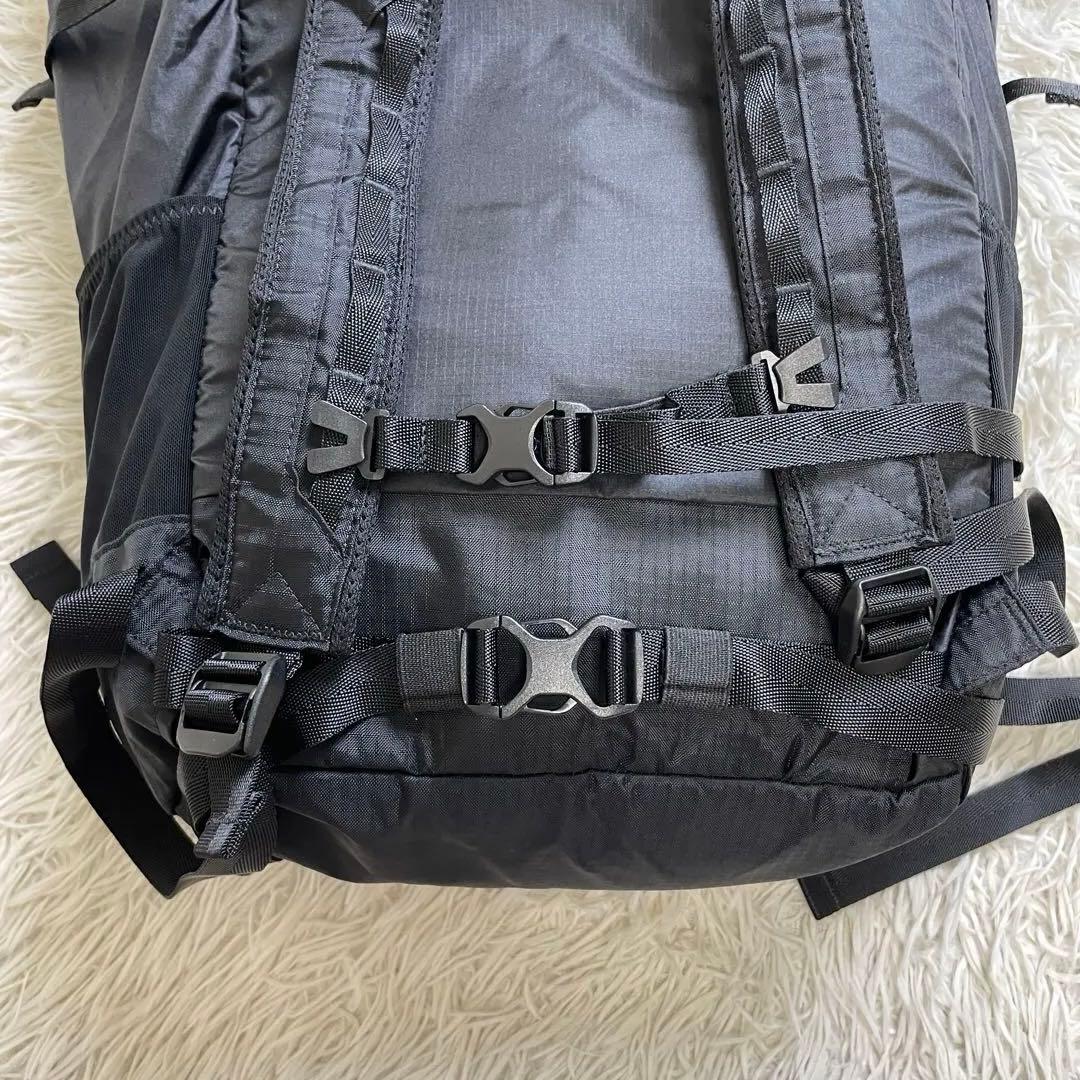 パタゴニア ライトウェイトトラベルトートバッグ ブラック