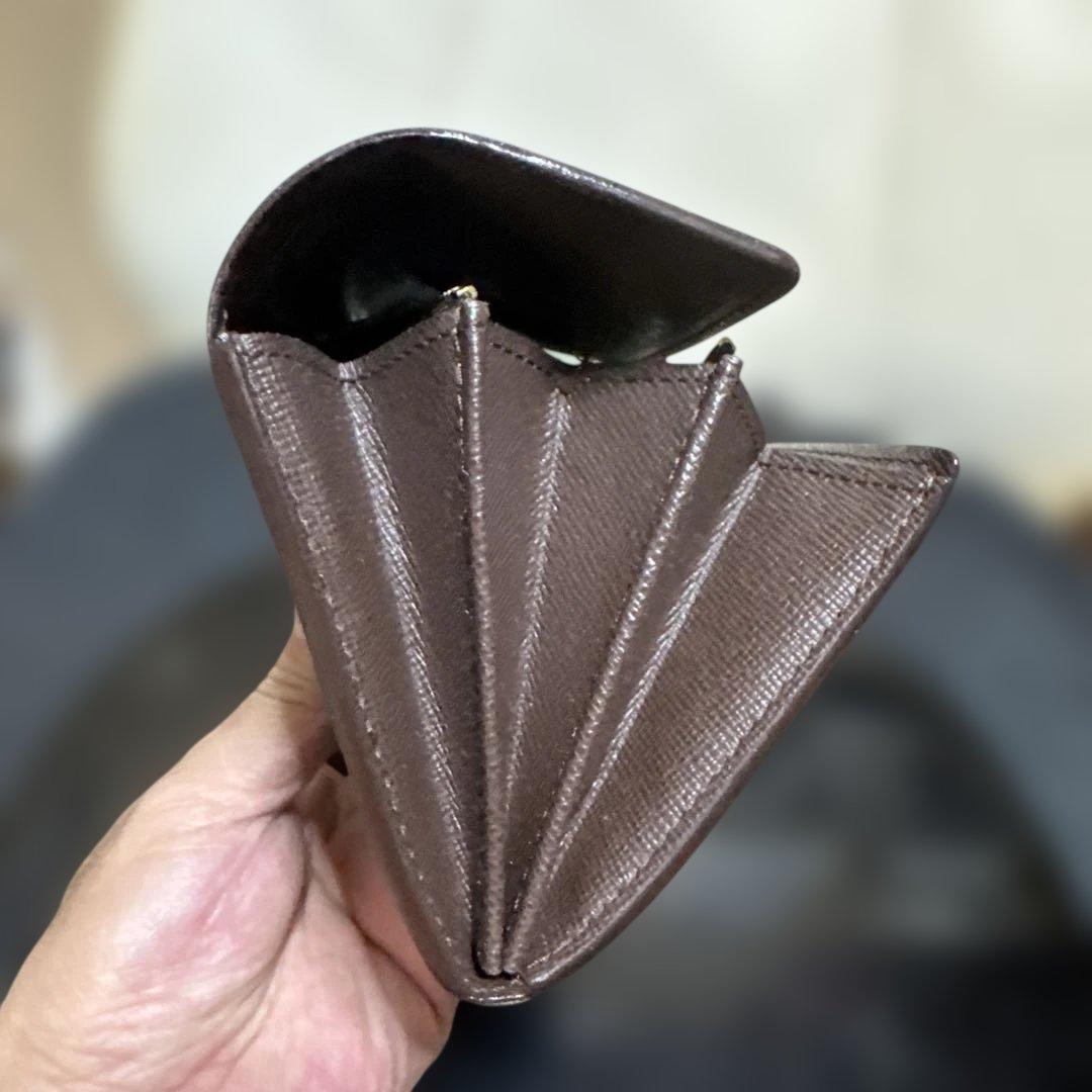 15☆美品♪カード10枚タイプ☆サラ長財布