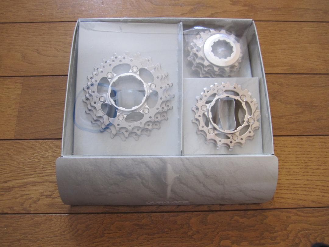 DURA-ACE CS-7700 HGカセットスプロケット 12-23