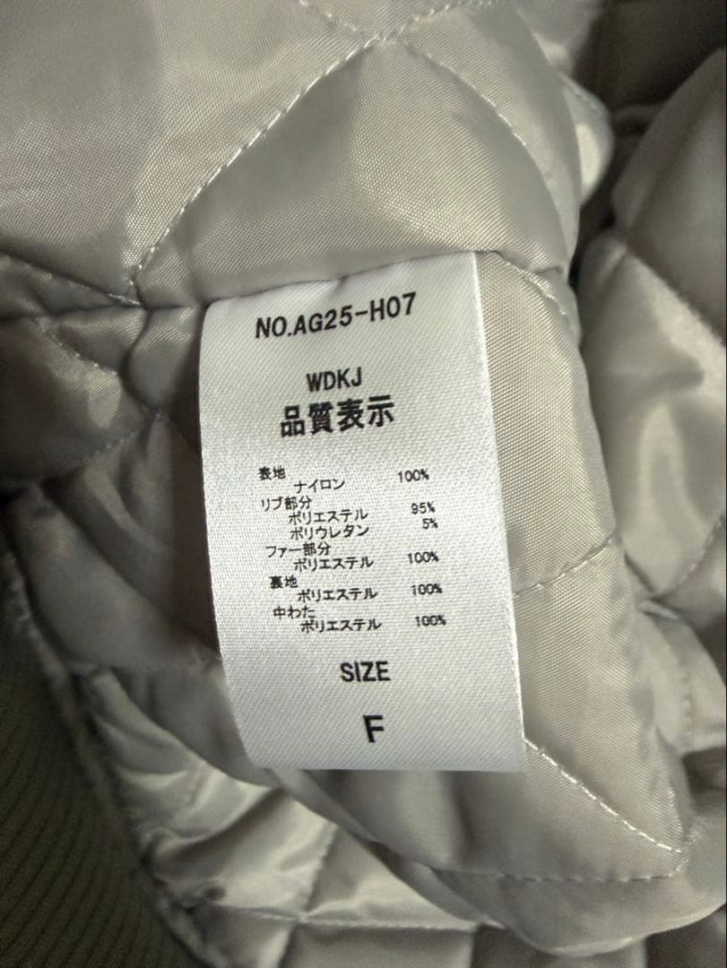 A'GEM シルバー MA-1ジャケット フード付き