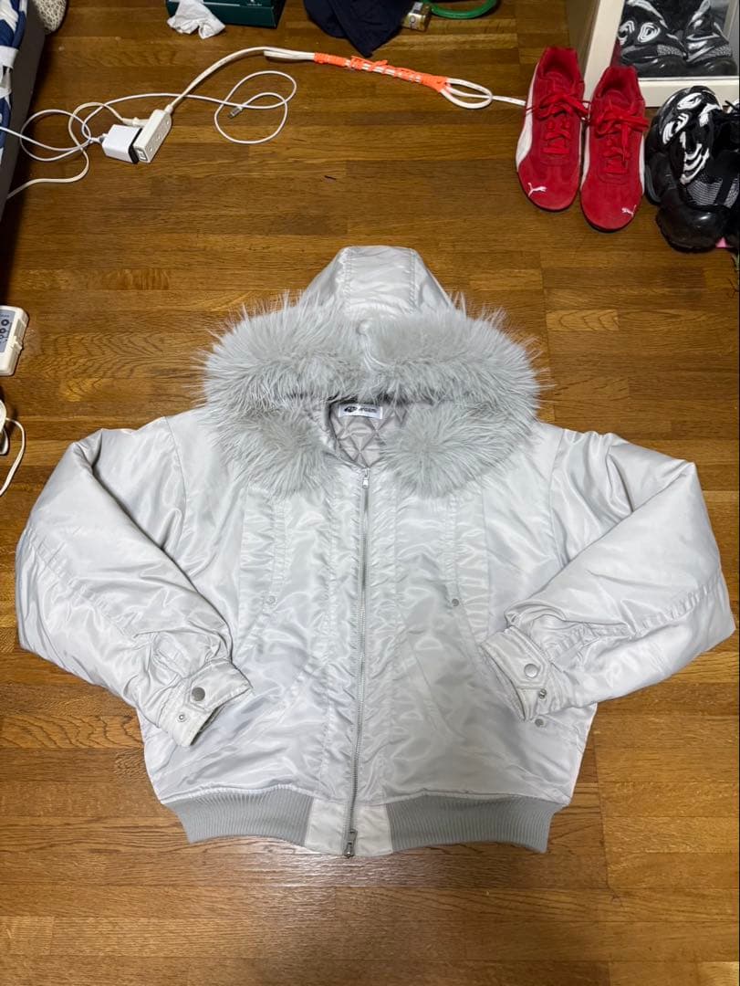 A'GEM シルバー MA-1ジャケット フード付き