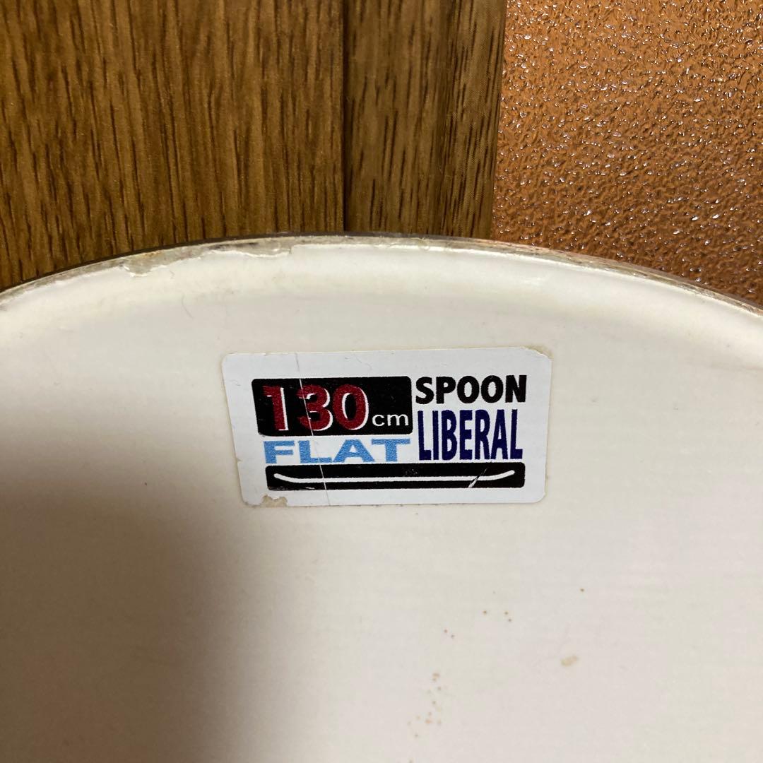 SPOON 130cm FLAT LIBERAL スノーボード　ビンディング付き