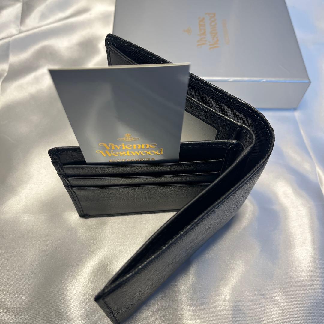 新品 Vivienne Westwood ブラック 二つ折り財布