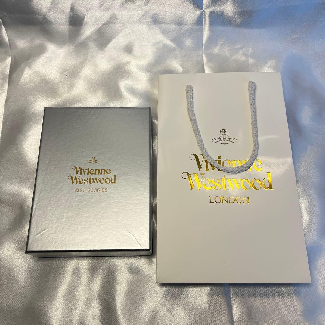 新品 Vivienne Westwood ブラック 二つ折り財布