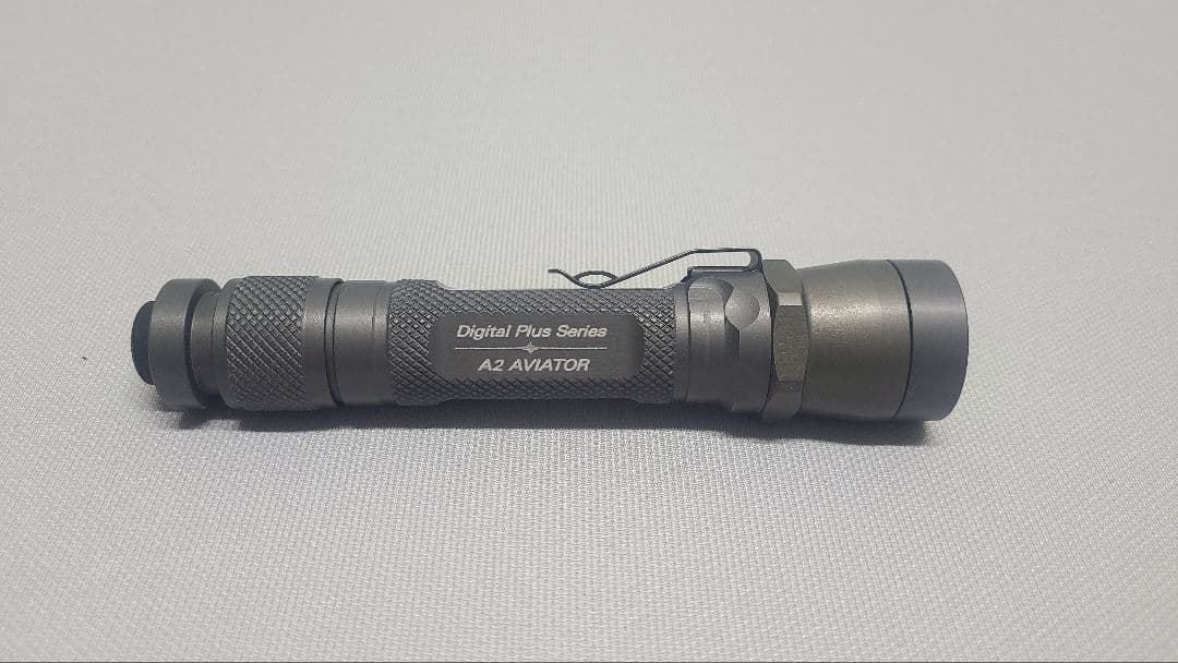 SUREFIRE シュアファイア A2 AVIATOR キセノンバルブ　緑LED