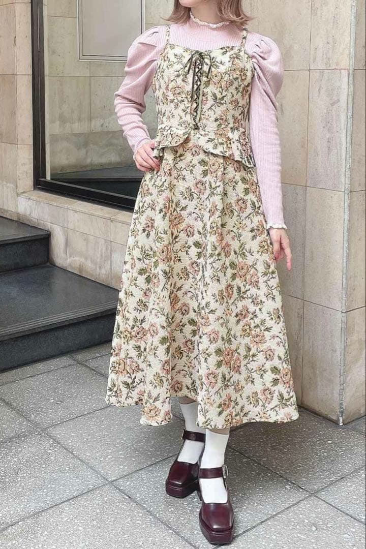 【新品】 フロントレースアップゴブランキャミワンピース