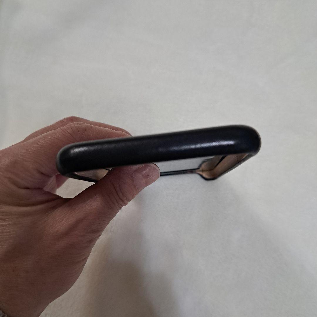 しゃりちゃん　BERLUTI & NATIVE UNION スマホケース