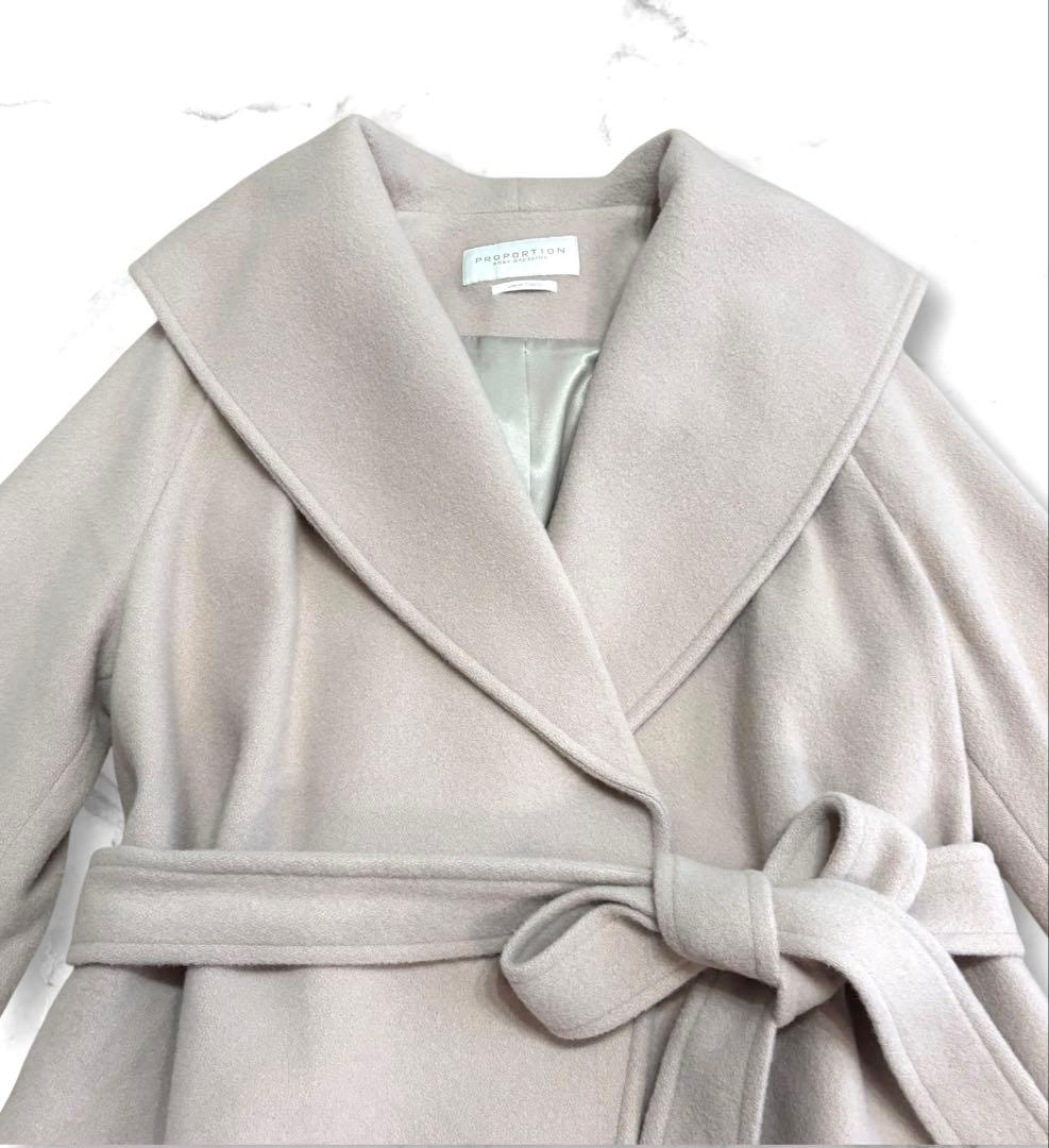 【新品未使用】プロポーションボディードレッシングショート丈ガウンコート（M）