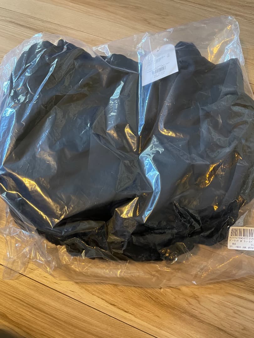 ボリュームバルーンミニスカート　ブラック　新品未開封　ダーリッチ　Darich