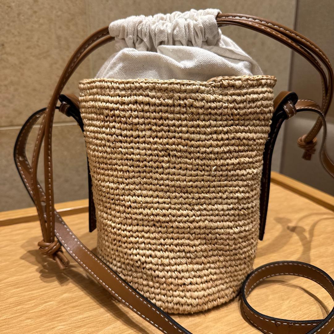 LOEWE かごバック ショルダーバッグ　ロエベ 好きな方