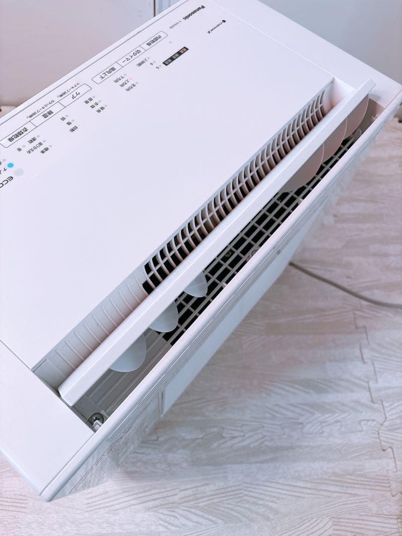 2022年製 パナソニック 衣類乾燥除湿機 ハイブリッド方式 F-YHVX90