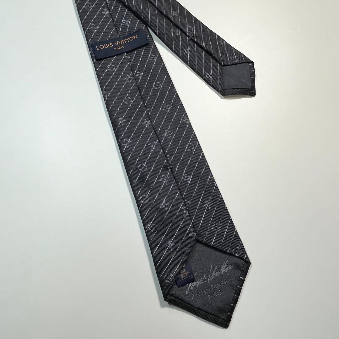 現行✨極美品✨LOUIS VUITTON ネクタイ　モノグラム　LV ナロータイ