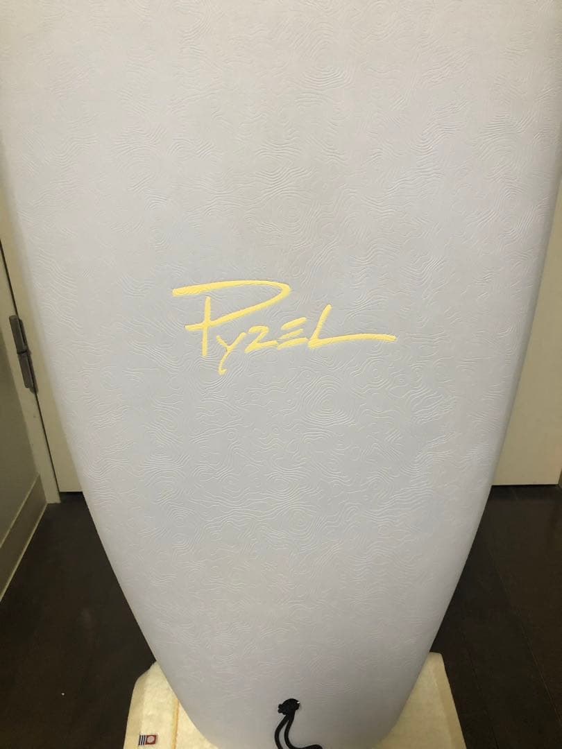 Pyzel ソフトサーフボード ホワイト