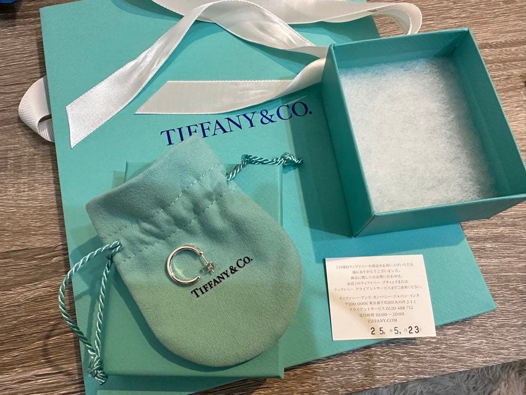【新品】Tiffany & Co. シルバー フープピアス