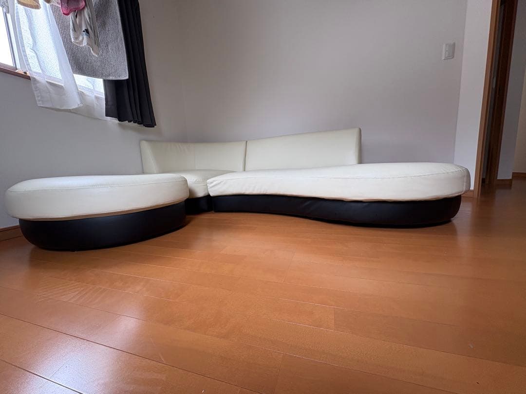 【美品】PVCレザー張り カウチソファ（ロー／ハイ切り替え可能）引き取り限定仙台