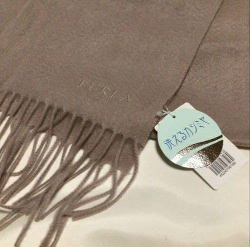 【新品】FURLA マフラー 洗えるカシミヤ ベージュ